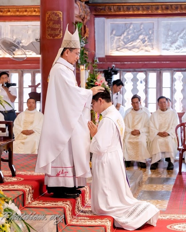 Thánh lễ truyền chức linh mục giáo phận Phát Diệm 2023