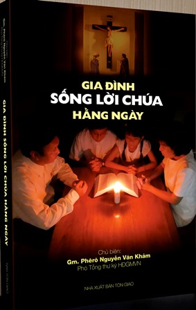 Gia-dinh-Song-Loi-Chua-hang-ngay