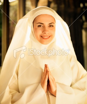 smiling-nun-3