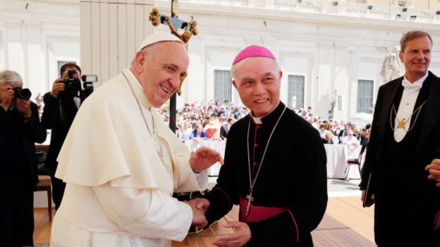 1602111bishop_dinh_duc_dao_640x360