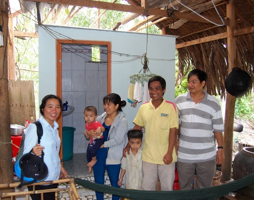 Caritas_Toilet-3
