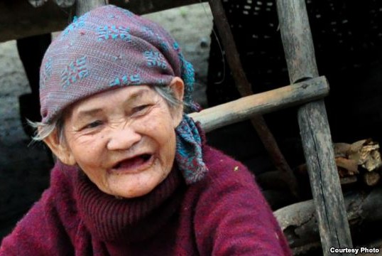 5FD694B4-30DD-4681-8079-